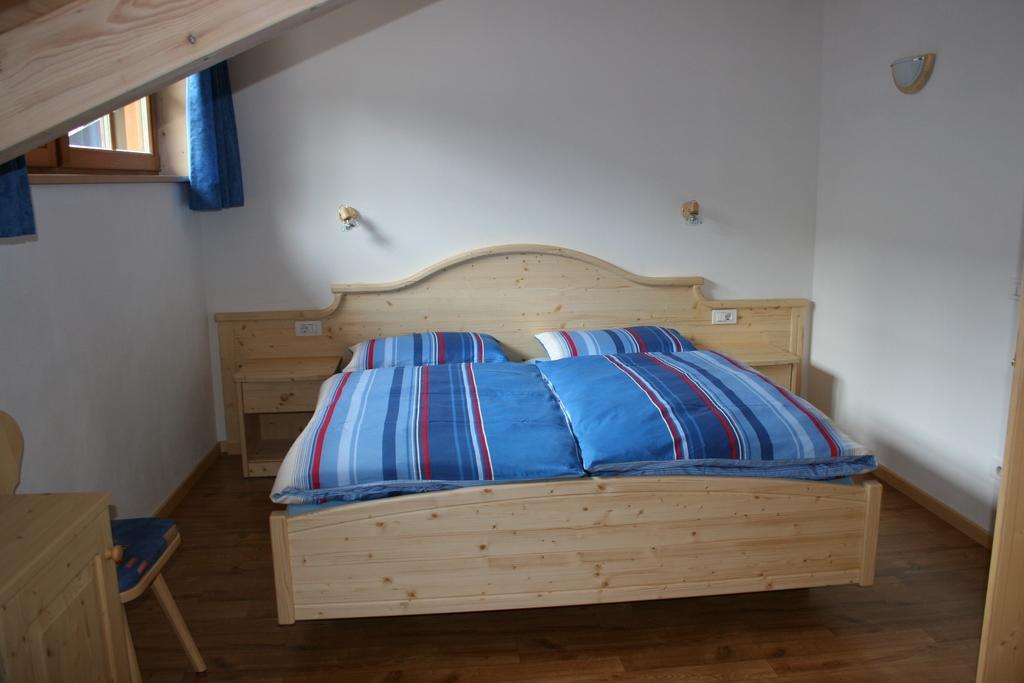 Ferienwohnung Valtnerhof Innichen Zimmer foto